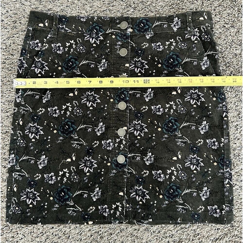 LOFT Floral Corduroy Button Front Mini Skirt Size 8 Olive - Picture 6 of 10